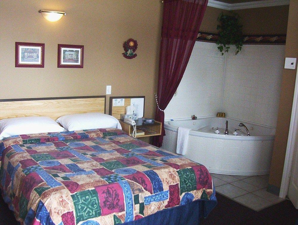 Motel Montgolfiere Jp Saint-Jean-sur-Richelieu Exterior photo